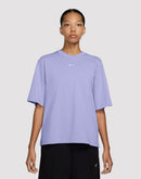 Nike Sportswear Essential Boxy Tee