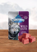 Blue Buffalo, Wilderness Wild Cuts Trail Toppers, Chunky Beef Bites in Hearty Gravy, 3 oz Pouch