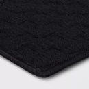 1'8"x2'6" Tufted Rug - Black