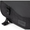 Tenba DNA 16 PRO Messenger Bag - Black (638-576)