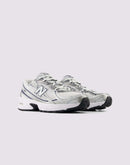 New Balance 740 Grade-School