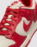 Nike Dunk Low "Roses"