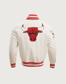 Pro Standard NBA Chicago Bulls Retro Classic Rib Satin Jacket
