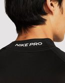 Nike Dri-FIT Fitness Mock-Neck Long-Sleeve