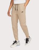 Nike Tech Fleece Slim-Fit Joggers