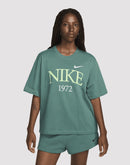 Nike Classics Boxy Tee