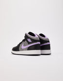 Nike Air Jordan 1 Mid SE Grade-School