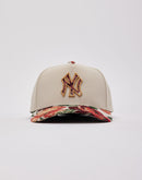 Mitchell & Ness MLB New York Yankees Tapestry Pro Pinch Snapback Hat