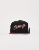 Mitchell & Ness Chicago Bulls Heritage Snapback Hat