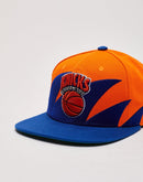 Mitchell & Ness Knicks Sharktooth Snapback Hat