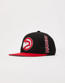 Mitchell & Ness Atlanta Hawks Short Hook Snapback Hat