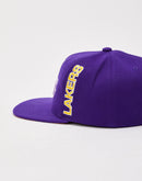 Mitchell & Ness Los Angeles Lakers Short Hook Snapback Hat