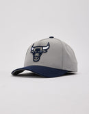 Mitchell & Ness NBA Chicago Bulls Anniversary Pro Pinch Snapback