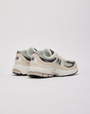 New Balance 2002R Grade-School