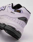 New Balance 2002R Grade-School