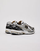 New Balance 1906R