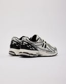 New Balance 1906R