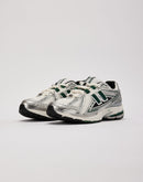 New Balance 1906R Grade-School