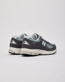 New Balance 2002R