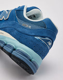 New Balance 2002R