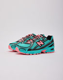 New Balance 740