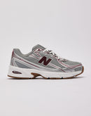 New Balance 740