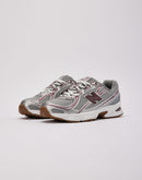New Balance 740
