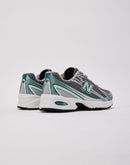 New Balance 740