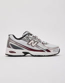 New Balance 740