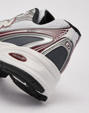 New Balance 740