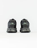 New Balance 2002r
