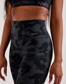 Nike Universa Camo Biker Shorts