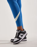 Nike Classics Essential Swoosh Leggings
