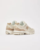 New Balance 2002R