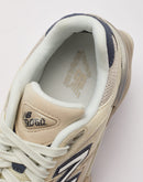 New Balance 9060 Grade-School