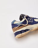 New Balance 2002r