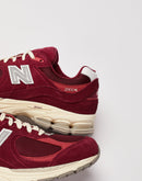 New Balance 2002r