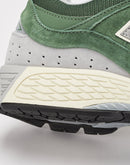 New Balance 2002R