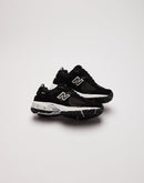 New Balance 2002R