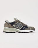New Balance 920