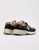 New Balance 990v3