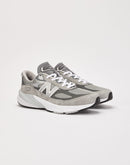 New Balance 990v6
