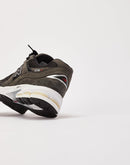 New Balance 2002R