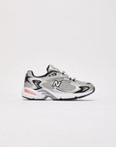 New Balance 725v1 Grade-School