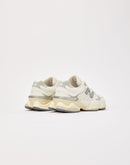 New Balance 9060 Grade-School