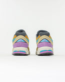 New Balance 2002R