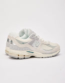 New Balance 2002R