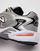 New Balance 725v1