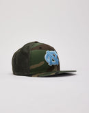 New Era North Carolina Tar Heels 9Fifty Trucker Hat