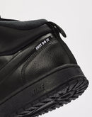 Nike Path Winter